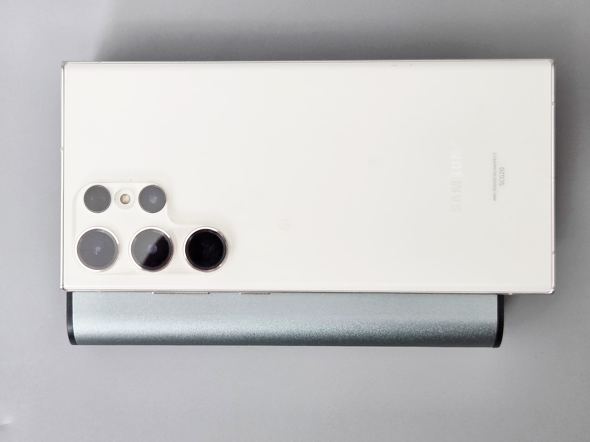 Galaxy S23 UltraƂ̃TCYr