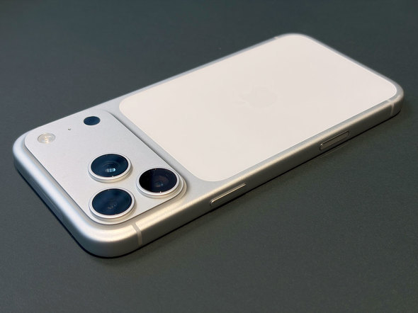 Apple Apple iPhone 17 Pro Air X}z  v iOS 26 J[ A19