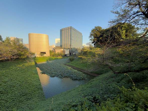 Apple Apple iPhone 17 Pro Air X}z  v iOS 26 J[ A19