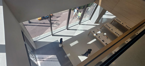 Apple Store  cX TOTr j[A I[v G z