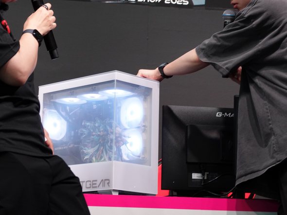 たこまる氏も操作