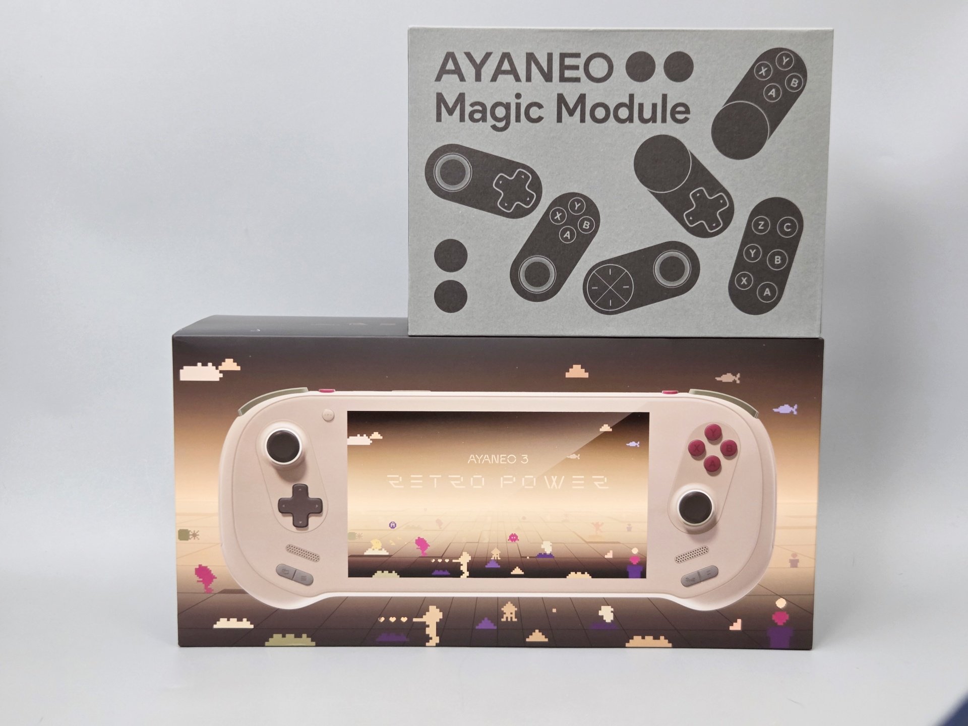 取り外せるモジュール型コントローラーが楽しい！ Windows 11搭載の