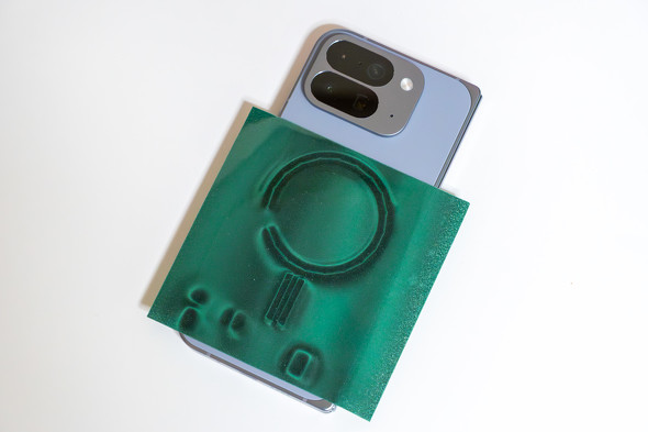 Google ܂ tbOVbv tH_uX}[gtH Pixel 10 Pro Fold