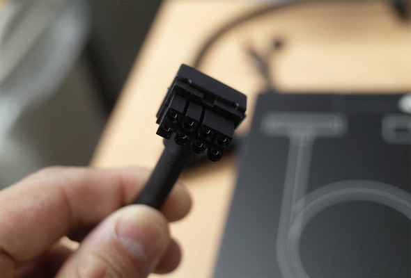 拡張カード用8ピンタイプはラッチの向きで2タイプ分かれる