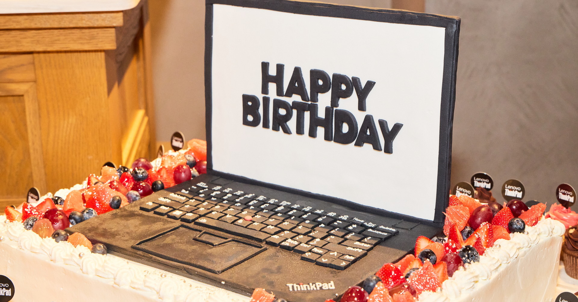 レノボのノートPC「ThinkPad」の“お誕生日会”に参加してみた