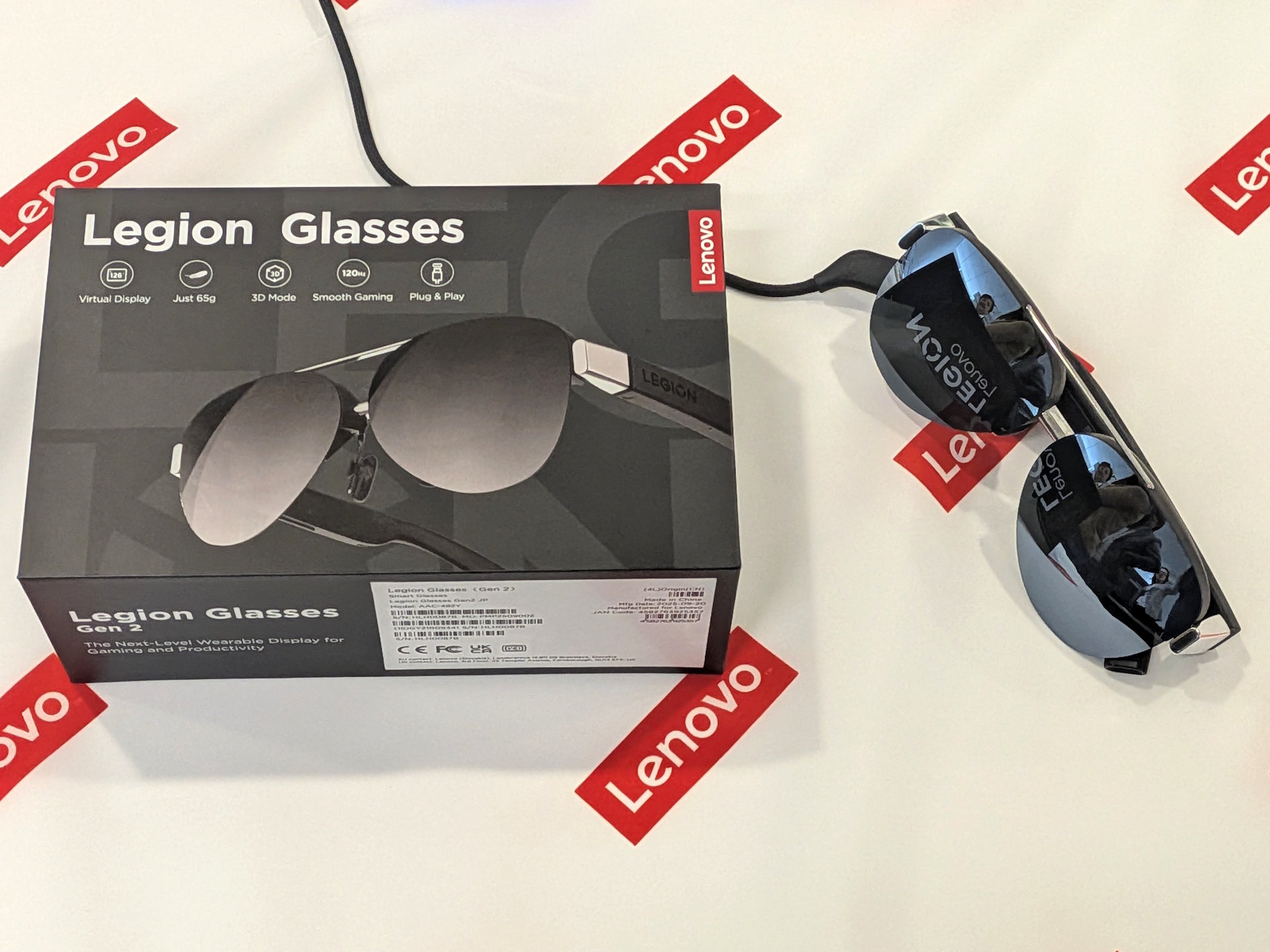 レノボの「Legion Glasses Gen 2」は見た目がスマートになって軽量化 