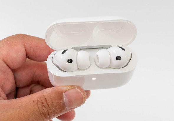 Apple ���S���C�����X�C���t�H�� �ŐV���f�� AirPods Pro 3 �m�C�L���� �|��