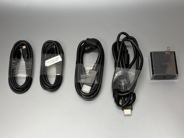 TR[ DMBG25HBK-4K 2 oC fA fBXvC 23.8^ 4K