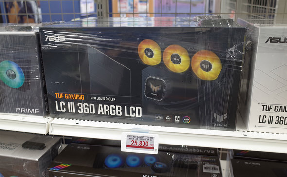 �h�X�p���H�t���{�X�ɓ��ׂ����uTUF Gaming LC III 360 ARGB LCD�v