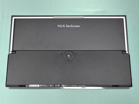 ASUS フラットディスプレイ cover_news051.jpg