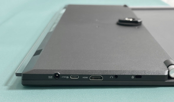 ASUS JAPAN ZenScreen MB27ACF ���o�C���f�B�X�v���C ���� 2560�~1440 WUXGA