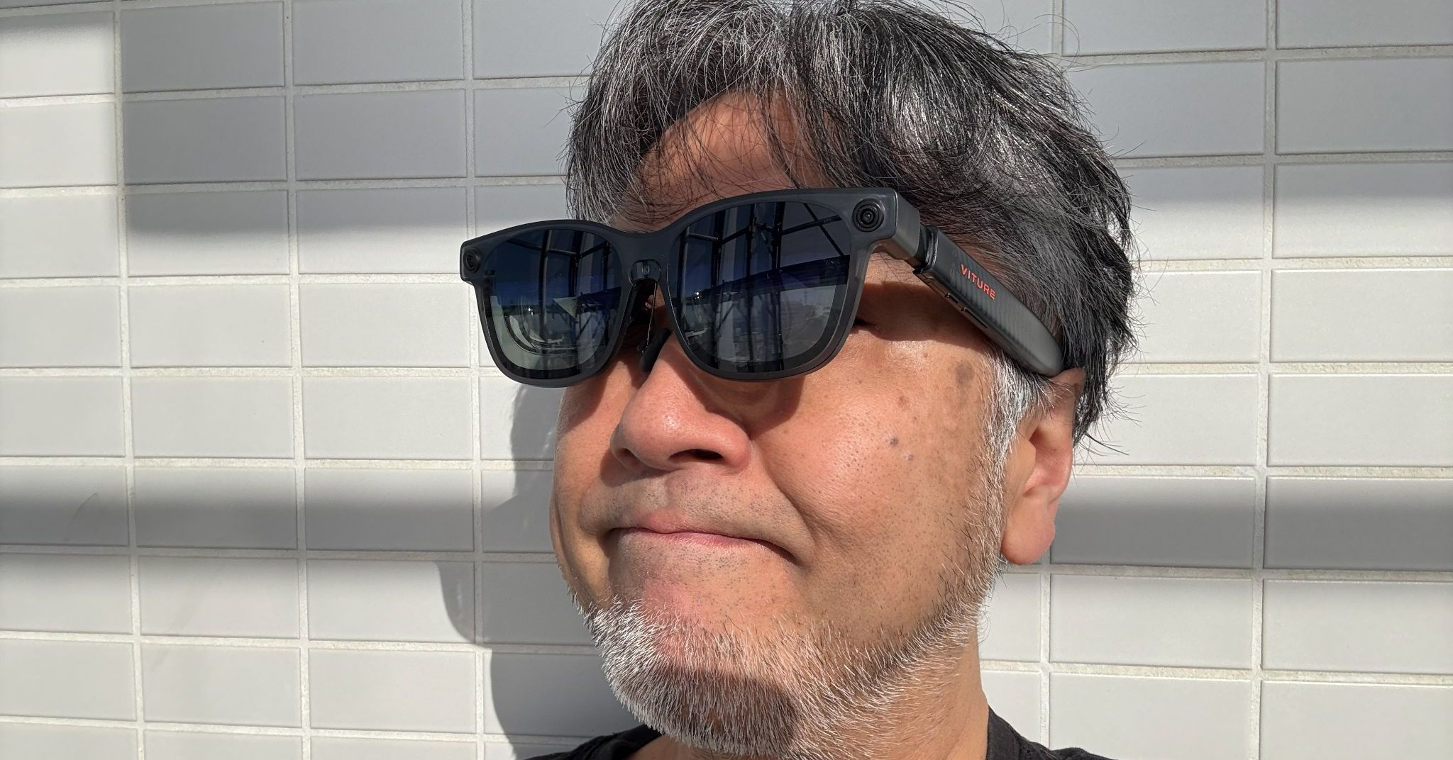 マイクロOLED採用のサングラス型ディスプレイ「VITURE Luma Ultra」を