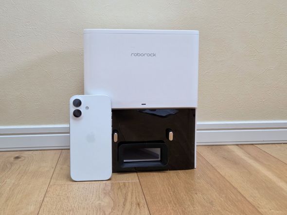 狭い我が家にも置けた！ コンパクトなゴミ自動収集対応ロボット掃除機