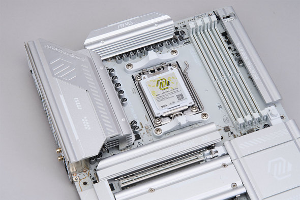 MAG X870E TOMAHAWK MAX WIFI PZ PROJECT ZERO �G���G�X�A�C�R���s���[�^�[�W���p�� MSI ���z��