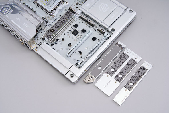 MAG X870E TOMAHAWK MAX WIFI PZ PROJECT ZERO �G���G�X�A�C�R���s���[�^�[�W���p�� MSI ���z��