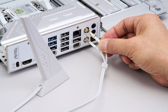 MAG X870E TOMAHAWK MAX WIFI PZ PROJECT ZERO �G���G�X�A�C�R���s���[�^�[�W���p�� MSI ���z��