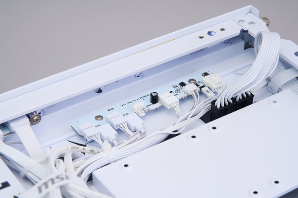 MAG X870E TOMAHAWK MAX WIFI PZ PROJECT ZERO �G���G�X�A�C�R���s���[�^�[�W���p�� MSI ���z��