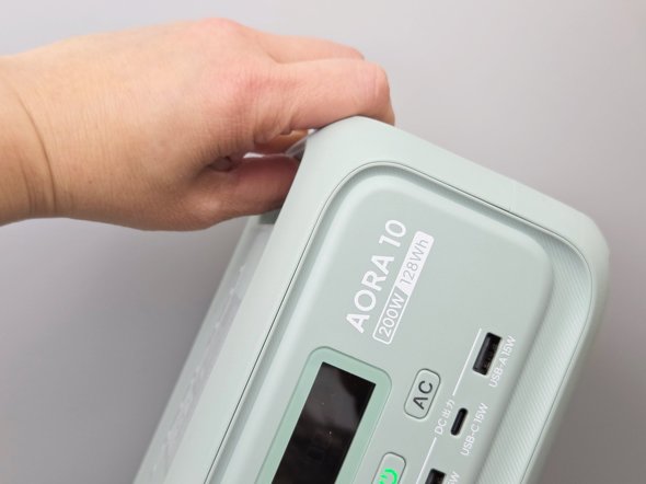 �n���h��������̂Ŏ����^�т��₷��