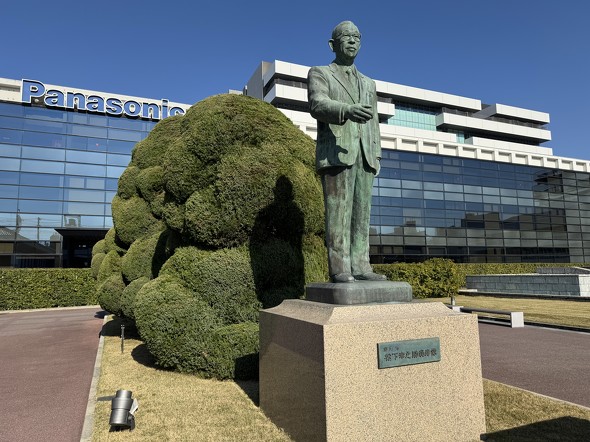 �A�C���{�b�g �W���p�� iRobot �A�M�|�Y�@11�� �`���v�^�[11 ���{�b�g�|���@