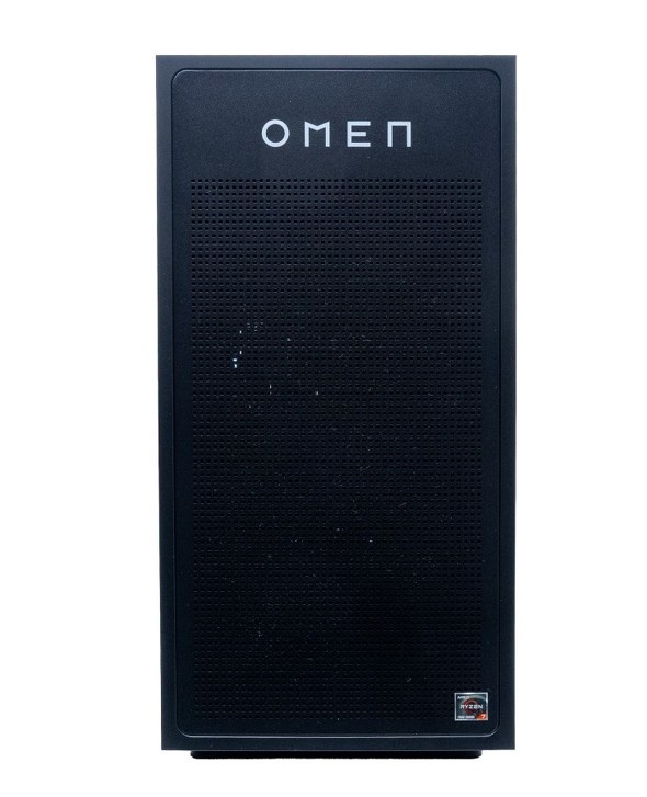 光らない”がプロ現場でうれしい “Ryzen 7 7800X3D×GeForce RTX 5070”の