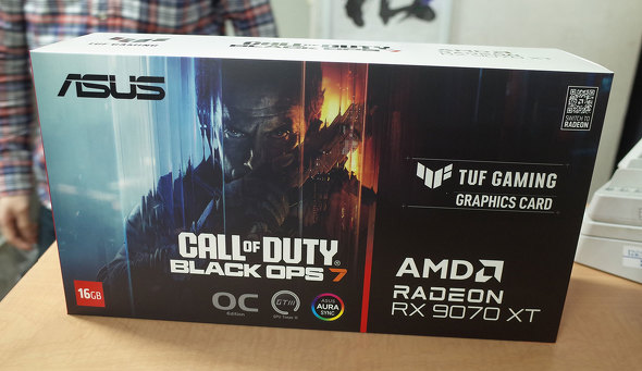 �I���I�X�y�b�N�ɓ��ׂ����uTUF Gaming Radeon RX 9070 XT COD BO7 Special Edition�v