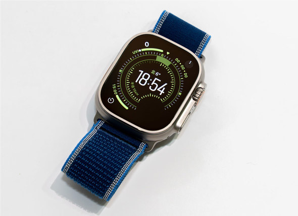Apple Watch Ultra 3 �X�}�[�g�E�H�b�` �ŏ�ʃ��f�� GPS �`�^�j�E�� �����_�f