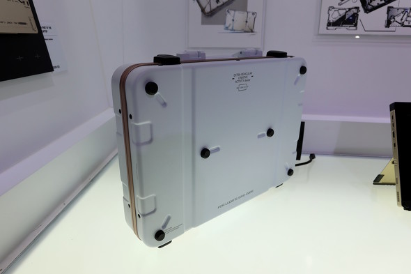 �L�������O�P�[�X