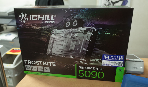 �I���I�X�y�b�N�ɍē��ׂ����uGEFORCE RTX 5090 iCHILL FROSTBITE�v