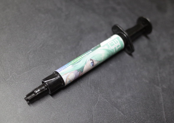 �I���I�X�y�b�N�ɓ��ׂ����u�߂���1st���f���v�̎���Łi4g�Łj