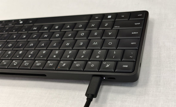 ���{HP Future of Work HP �n�C�u���b�hAI���i�R�~�b�e�B AI PC OMEN �L�[�{�[�hPC