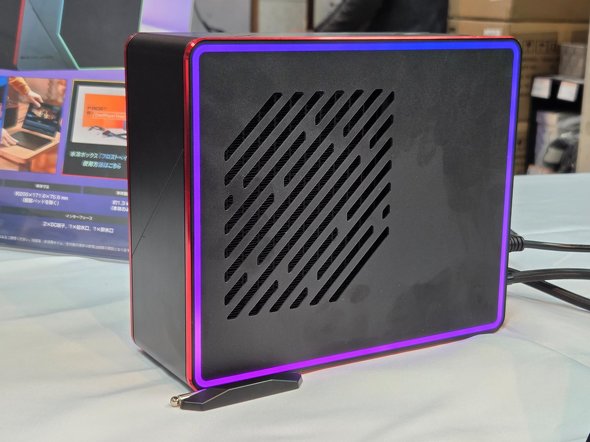 �t�B���̖ʐς��L������Ă���