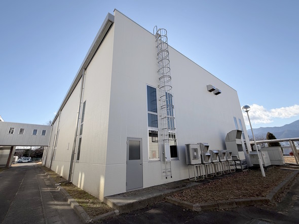 �Ɨ����������ɂ���EMC�����T�C�g