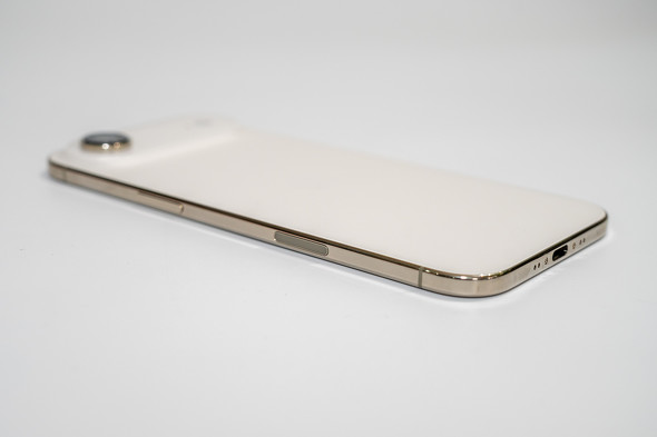 Apple �V�^ �X�}�[�g�t�H�� iPhone Air �X���� �y�� 1�� A19 Pro �y�� MagSafe