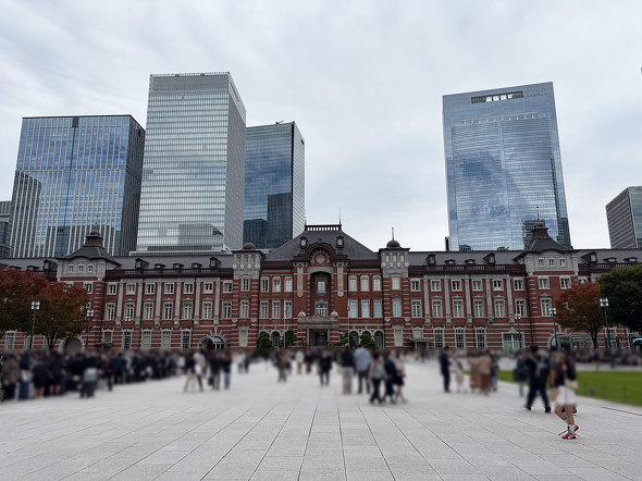 Apple �V�^ �X�}�[�g�t�H�� iPhone Air �X���� �y�� 1�� A19 Pro �y�� MagSafe