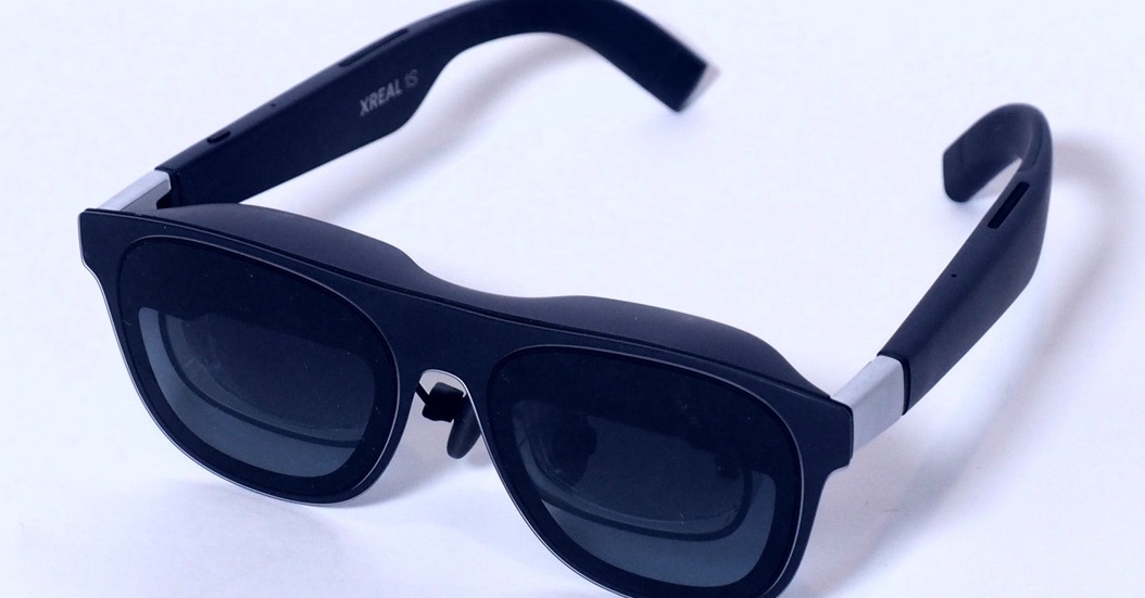 Trying the XREAL 1S: higher resolution, brightness and 3D conversion