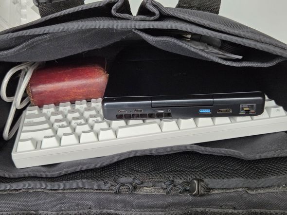 �R���p�N�g�ȃo�b�O�ɓ���