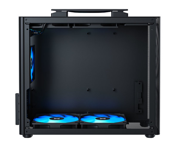 左側面を外したカット