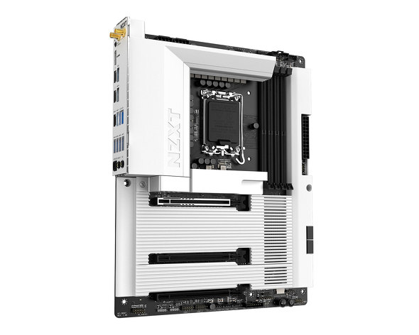 �uN7 Z890�v�i�z���C�g�j�̐��i�摜