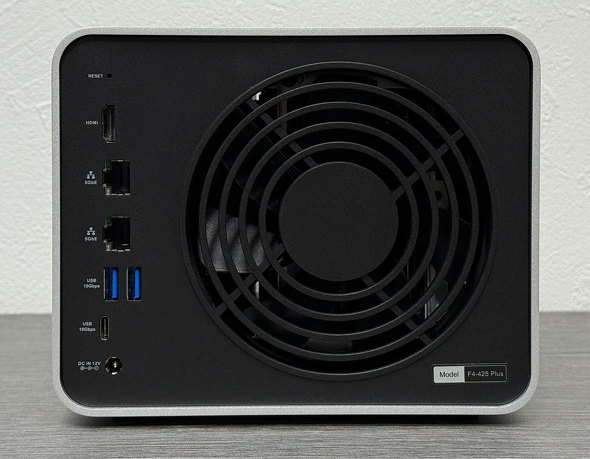 TERRAMASTER 4�x�C NAS F4-425 Plus SSD HDD 5GbE TRAID �X�g���[�W NAS