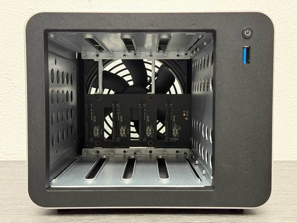 TERRAMASTER 4�x�C NAS F4-425 Plus SSD HDD 5GbE TRAID �X�g���[�W NAS
