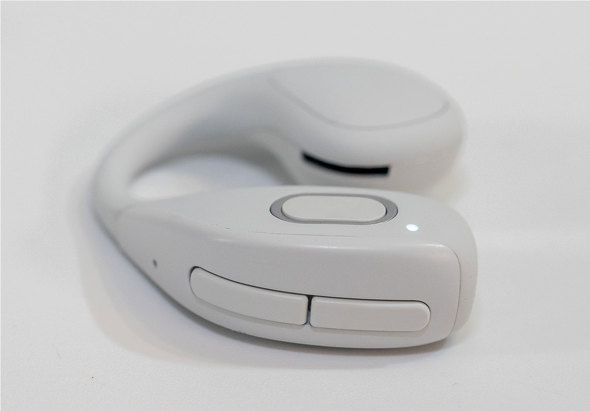 NTT�\�m���e�B �I�[�v���C���[�^ �W���� cocoe Ear �R�R�G �N���E�h�t�@���f�B���O