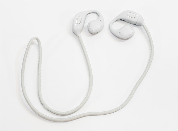 NTT�\�m���e�B �I�[�v���C���[�^ �W���� cocoe Ear �R�R�G �N���E�h�t�@���f�B���O