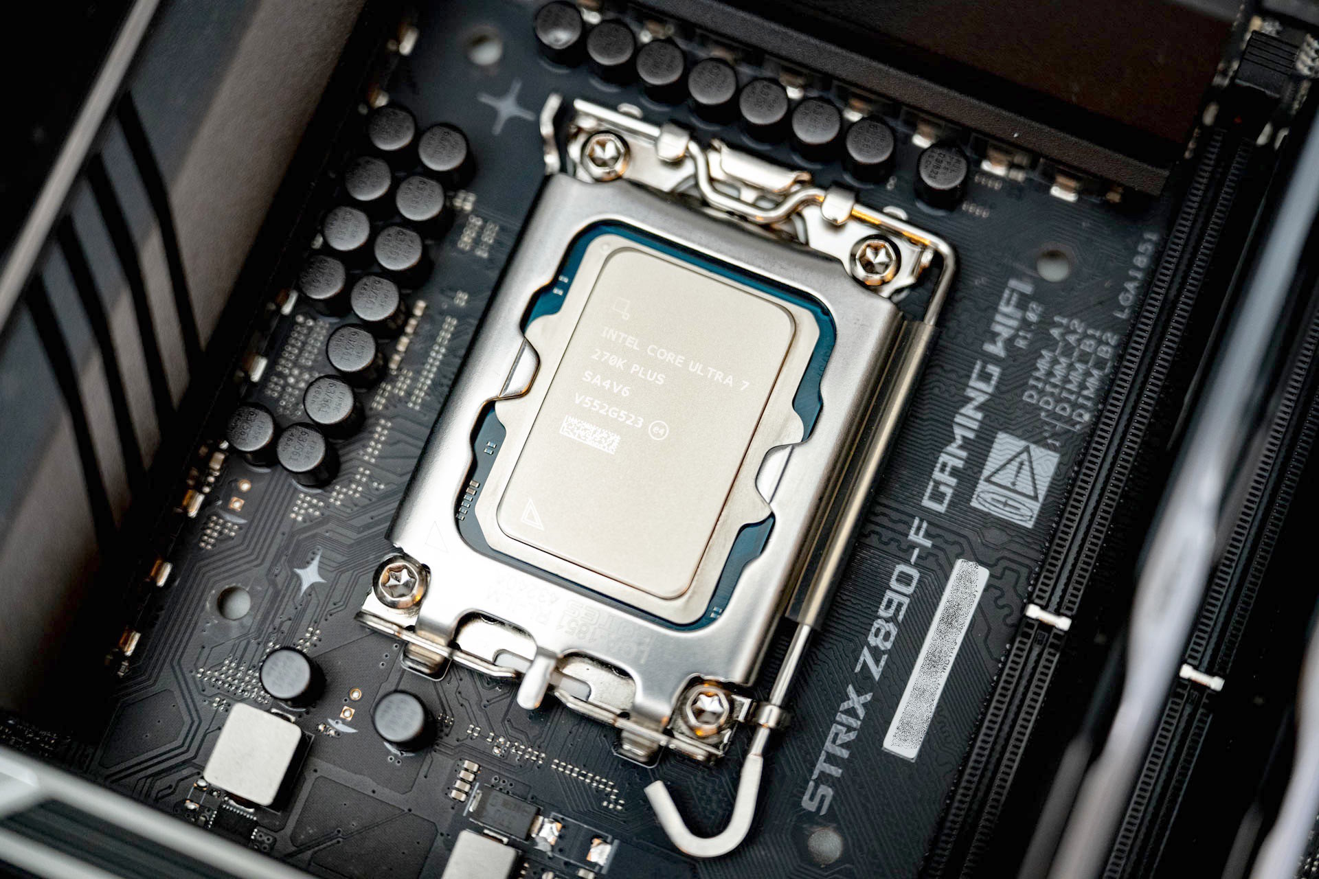 Eコア増量のCore Ultra 7 270K Plusが上位モデルを超える!? 「Core