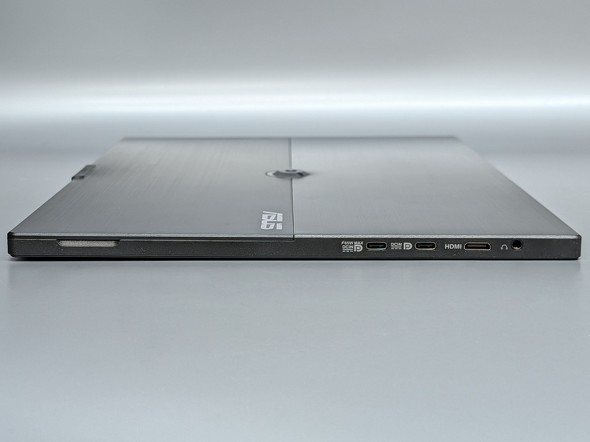 ASUS JAPAN 16�^ ���o�C���f�B�X�v���C ASUS ZenScreen MB16FC 1920�~1200