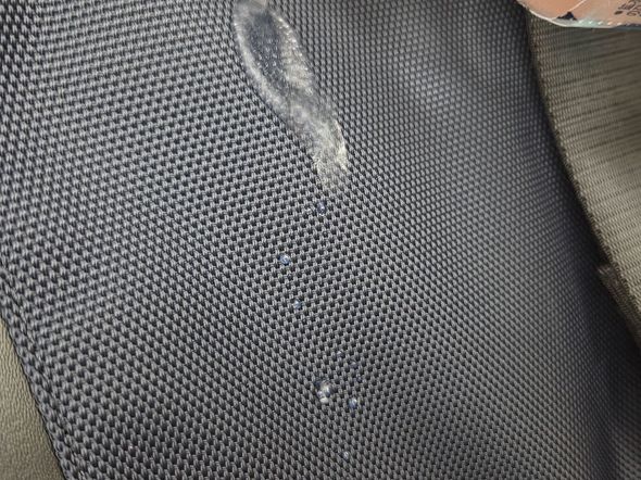 �������H