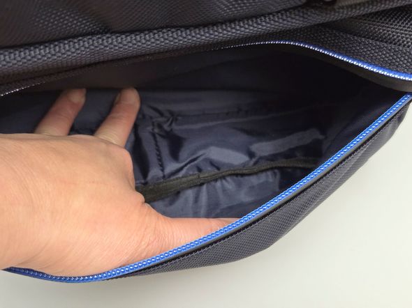 ���i�̃|�P�b�g����