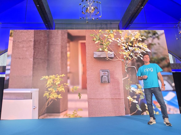 ���{�̏Z���Ƀs�b�^��