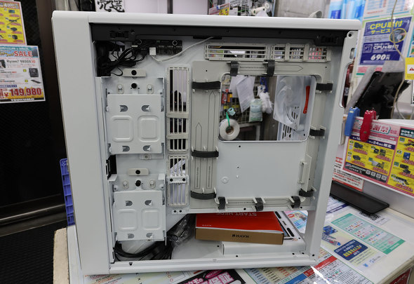 �E���ʃp�l�����J�����Ƃ���