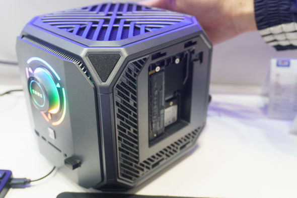 ���ʃp�l�����O��