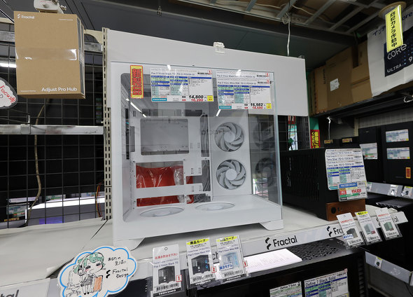 TSUKUMO eX.�œW�����́uPop 2 Vision White�v